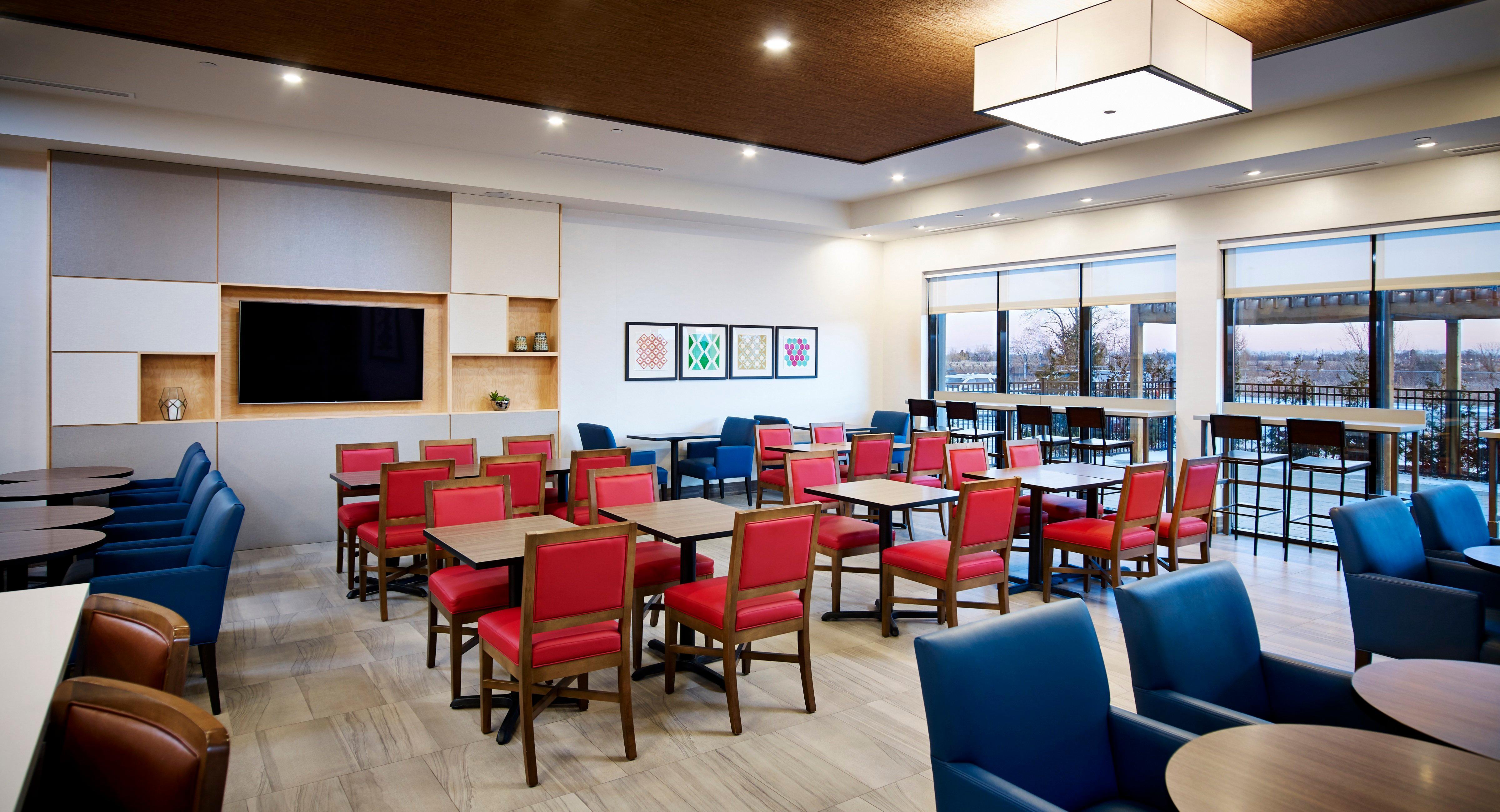 Holiday Inn Express & Suites - Brantford By Ihg Екстериор снимка